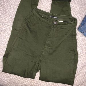 Super skinny high-waist fashion nova pants!